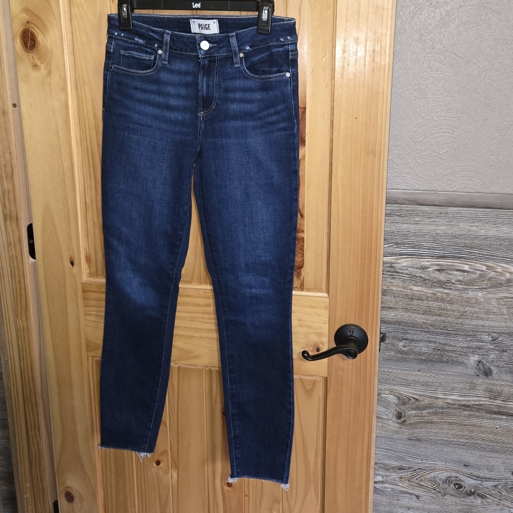 Paige Verdugo Ankle "Beaming Moon Distressed " Size 27